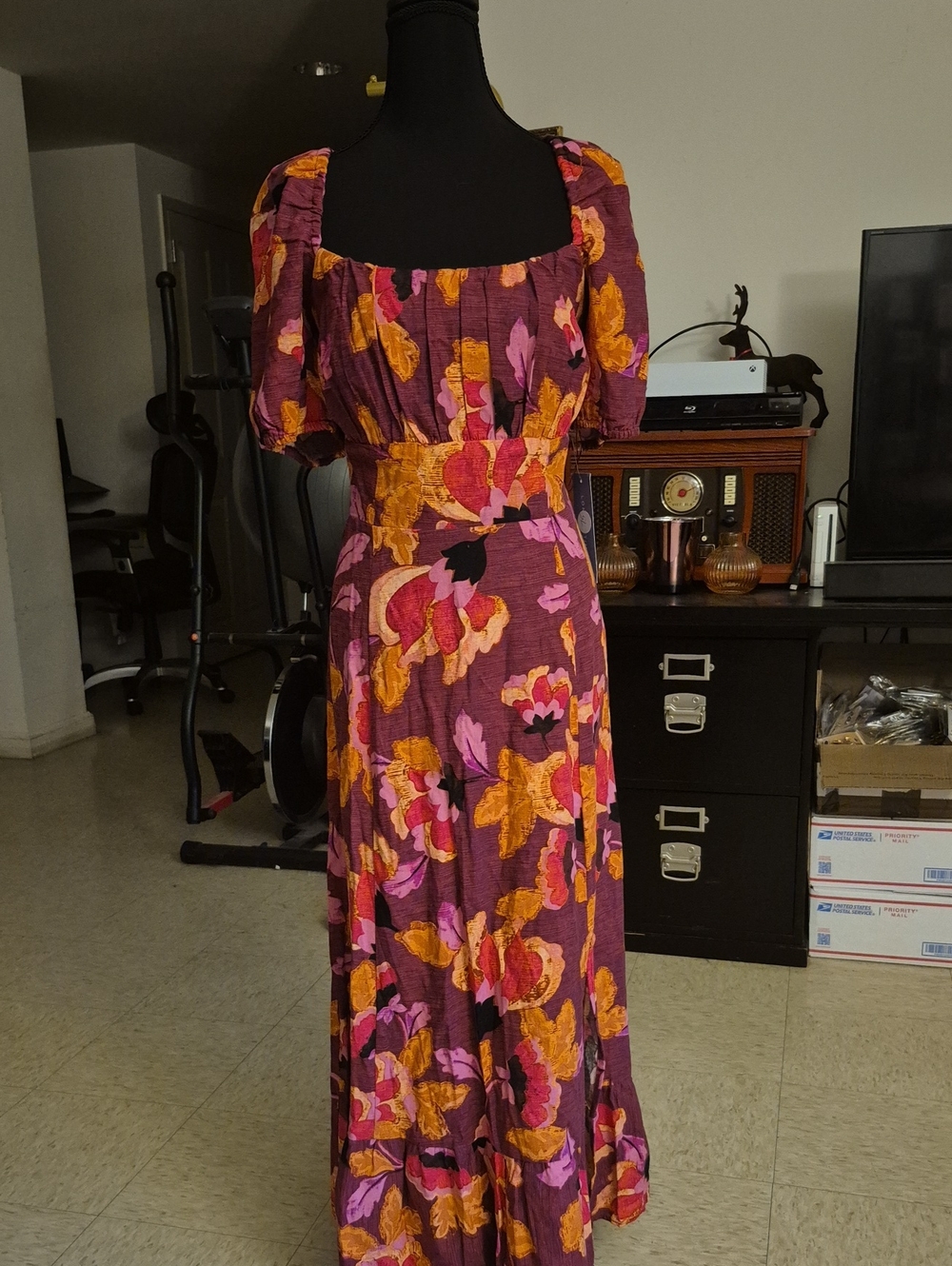 Women's Floral Puff-Sleeve Maxi Dress in Plum and Mustard